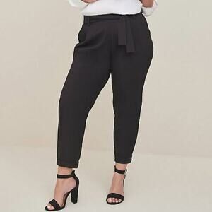 Torrid High Rise Pull on Tapered Black Slacks Elastic Waist Size 2